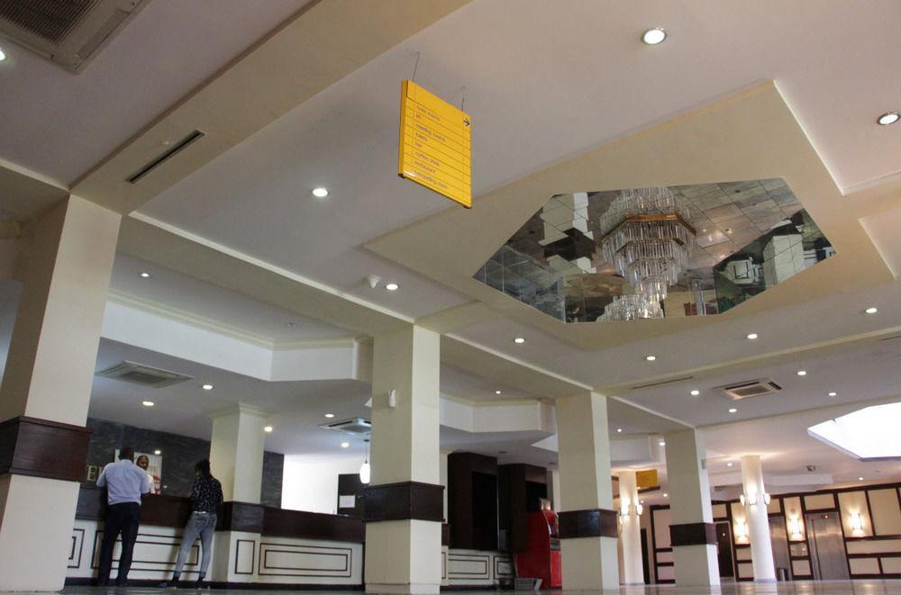Agura Hotel Абуджа Екстер'єр фото