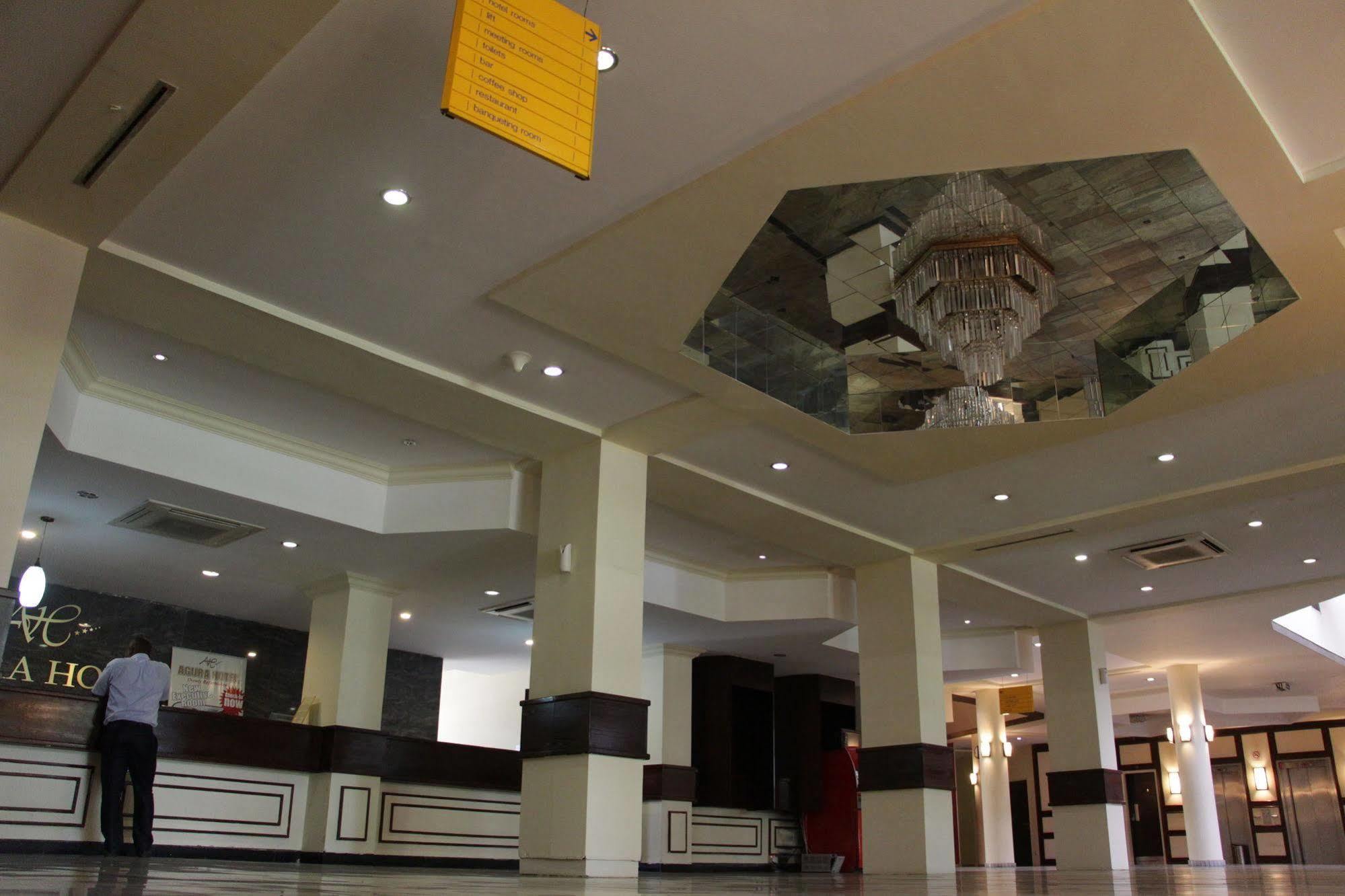 Agura Hotel Абуджа Екстер'єр фото